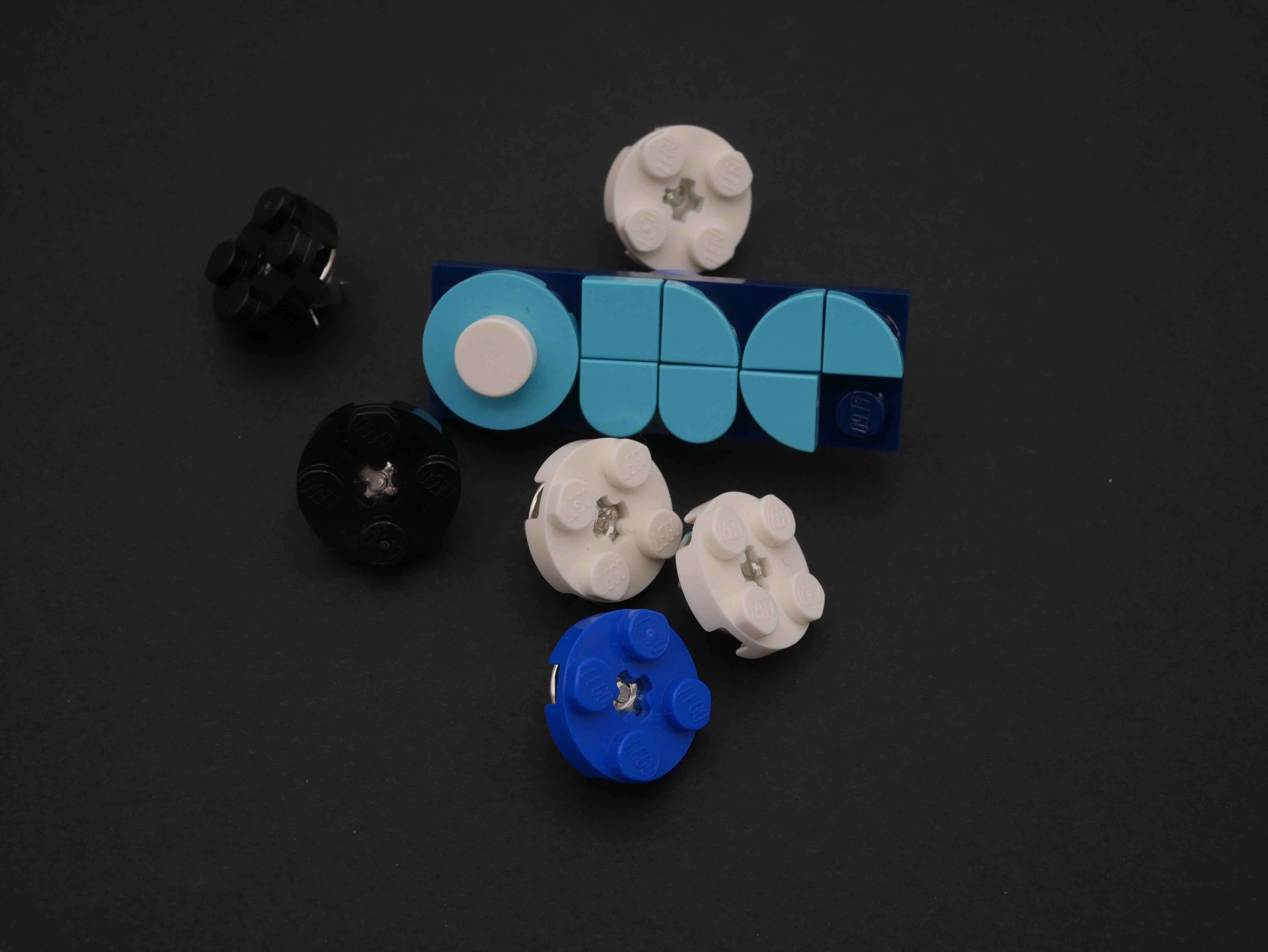 Wear Your Bricks Pin Badge Custom Company LOGO For Trade Fairs And For Wearing Your LEGO® Bricks LEGO Fashion